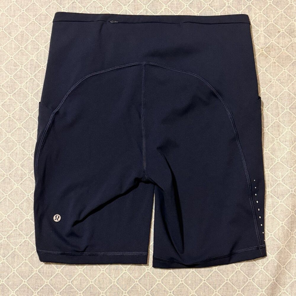 Lululemon Women’s Size 10 True Navy Fast And Free Short High Rise 8” Short